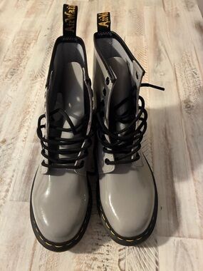 Dr. Martens 1460 Women's Patent Leather Lace-Up Boots in the color Zinc NWOBox